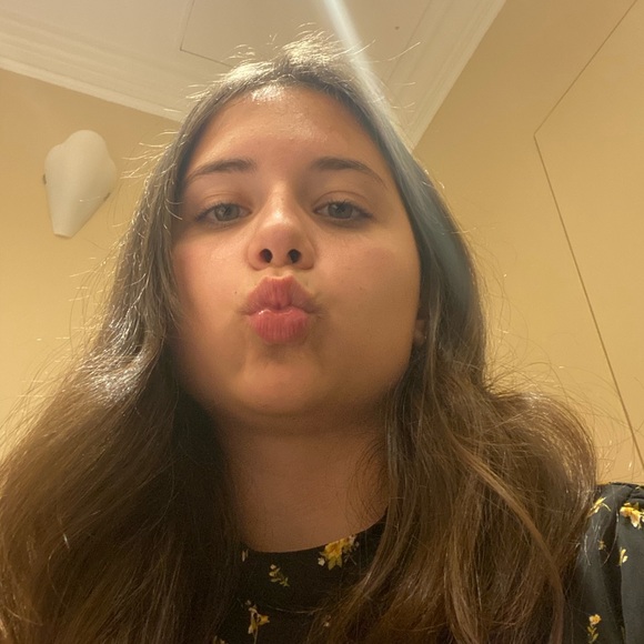 Meet your Posher, Sasha - Picture 1 of 1